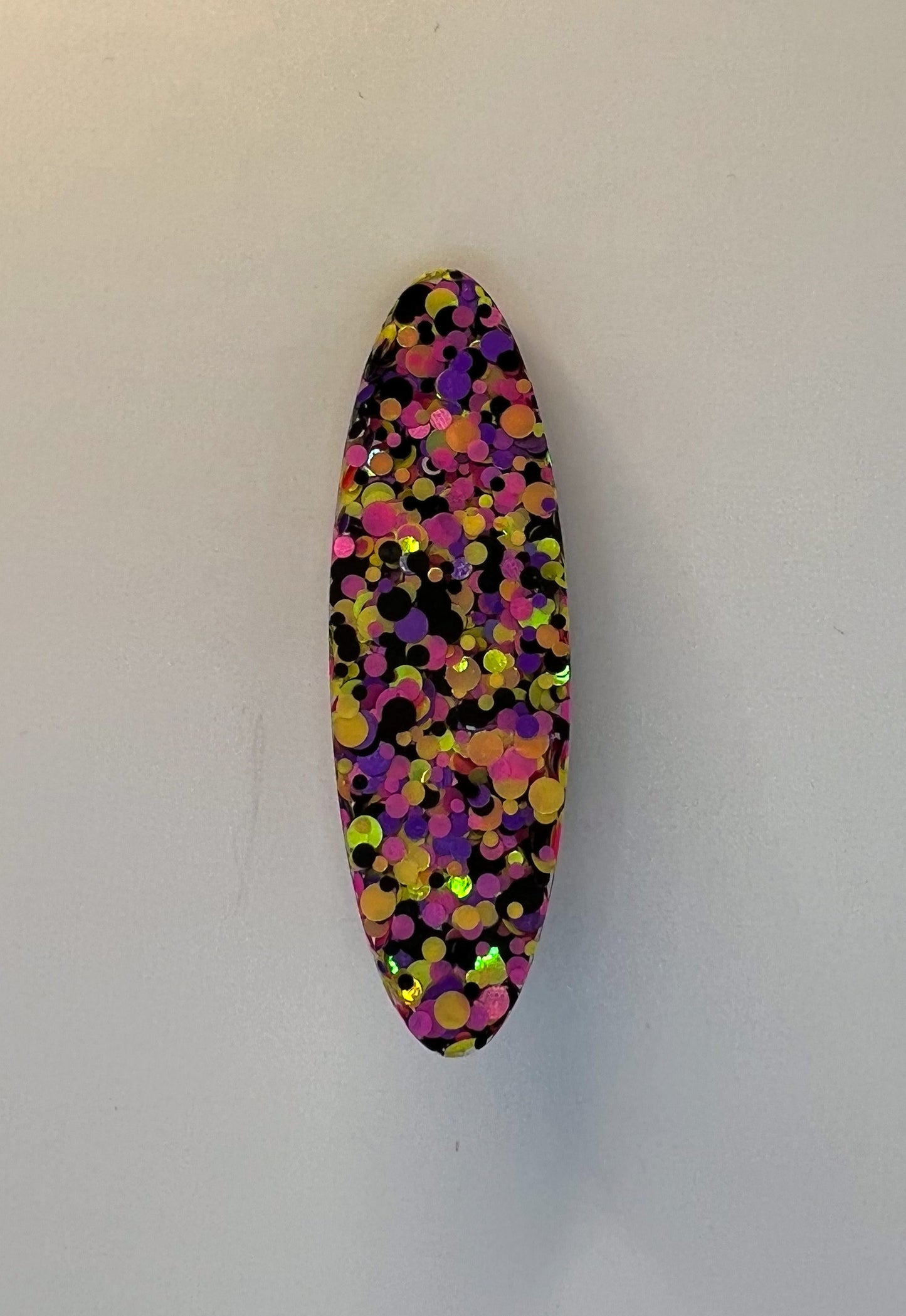 90s Kid Large Oval Hair Clip